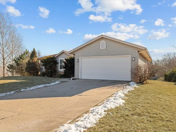 877 Niagara LANE, Port Washington, WI 53074