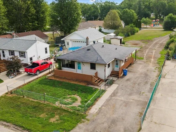 741 Colleen Ave, Evansdale, IA 50707