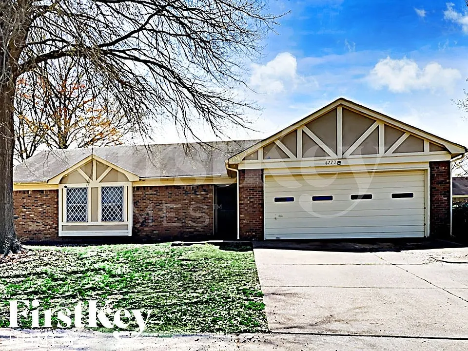 6773 Rockbrook Dr