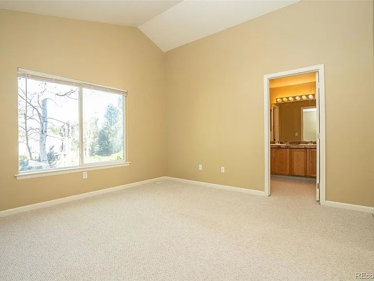1917 Wildrose Dr — Photo 12