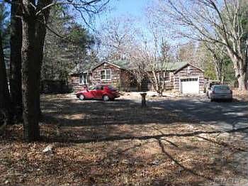 1st image of 138 Middle Island Blvd