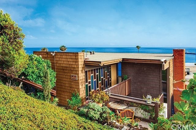 1st image of 3047 Ocean Blvd