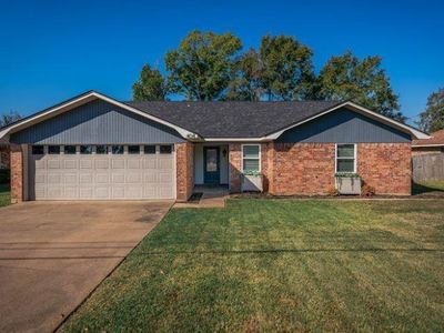 404 Ravenwood St, Henderson, TX, 75654