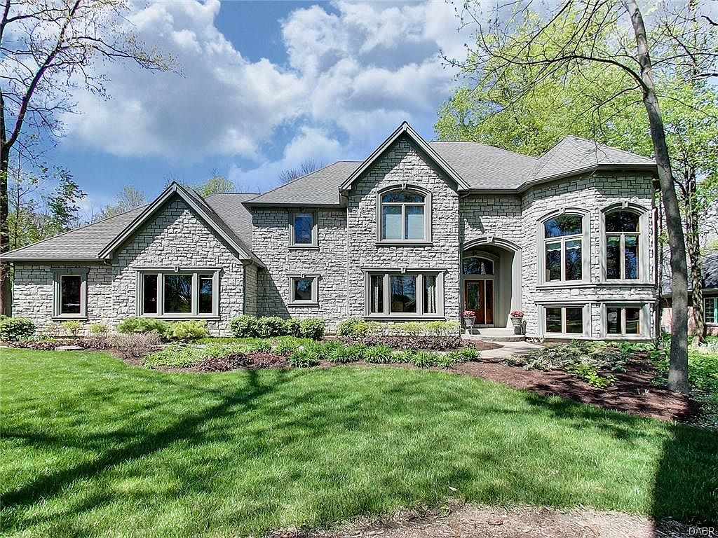 743 Oak Lea Dr, Tipp City, OH 45371 | Zillow