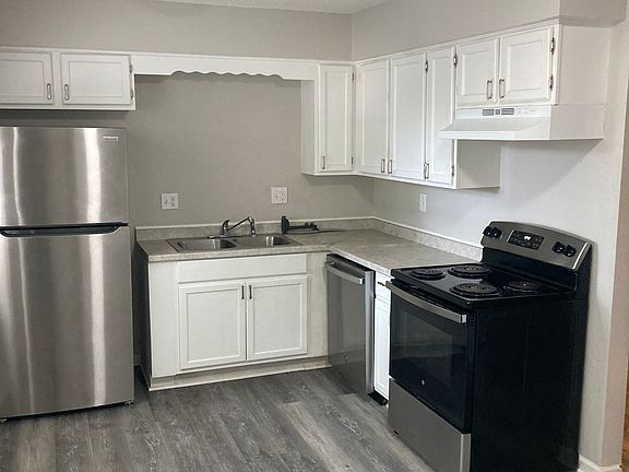 2nd image of 181 NW Zaun Ave #187