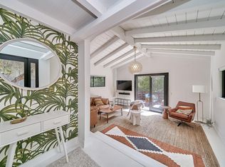 8457 Ridpath Dr, Los Angeles, CA 90046