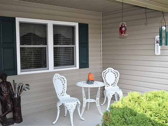 5th image of 207 Fairway Villa Dr