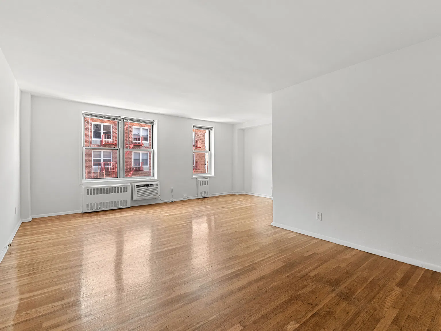 25 West 13th Street — Photo 4