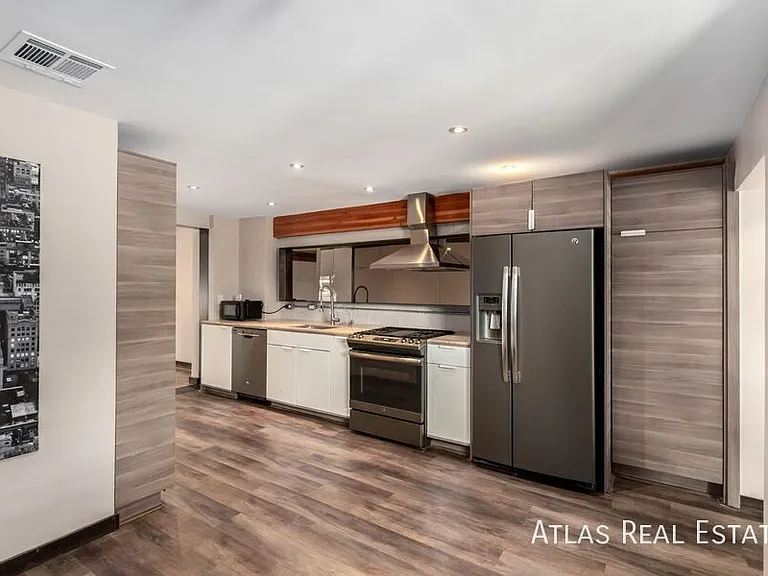 224 W Montecito Ave — Photo 12