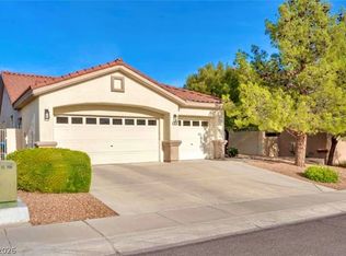 1913 Sierra Oaks Ln, Las Vegas, NV 89134
