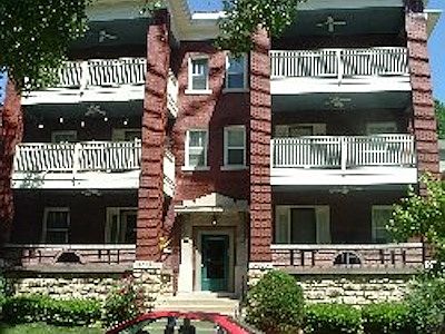 1st image of 701 W 34th St
