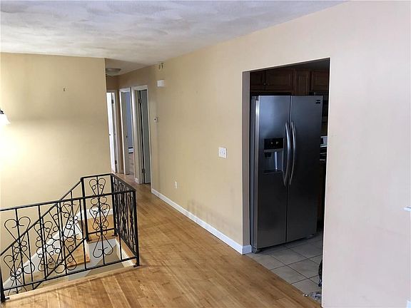 2nd image of 50 Alfred Ave
