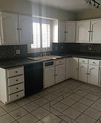 4th image of 10257 Celedon St