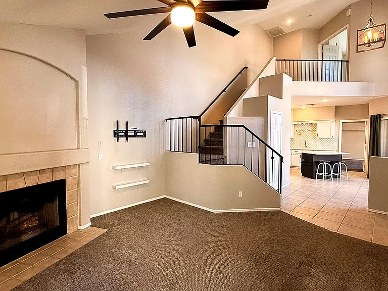 500 N Roosevelt Ave #46 — Photo 11