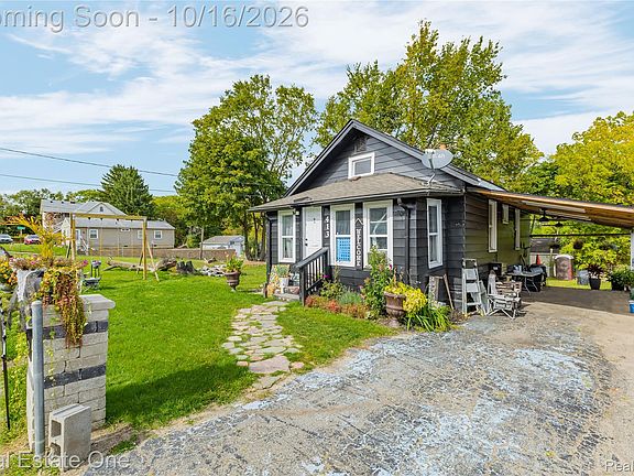 2nd image of 413 Osmun St