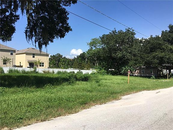 5th image of 10228 Ellen Ave
