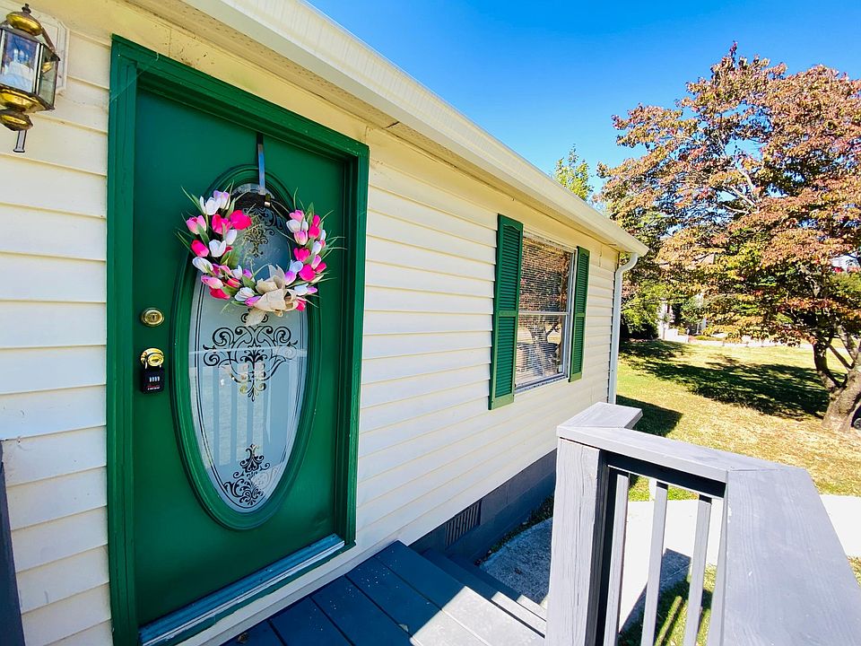 1st image of 5121 Tenwood Dr