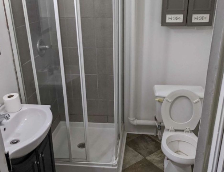1st image of 702 Worden Ave E #2