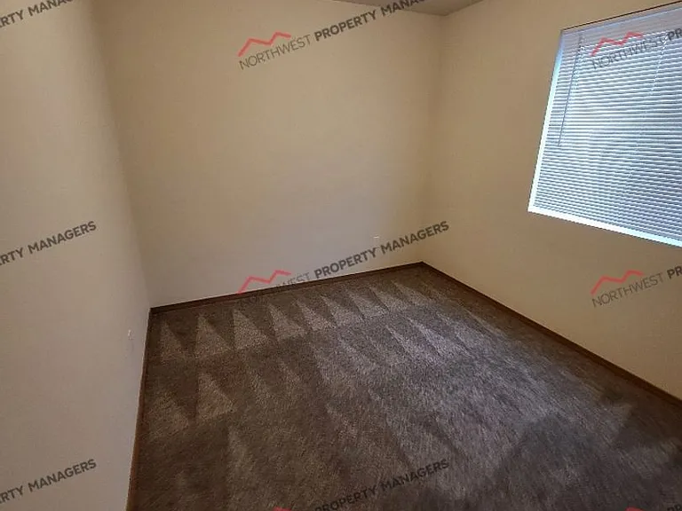 1107 Woodland Ave — Photo 11