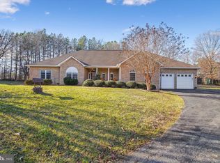 9215 Crescent Ln, La Plata, MD