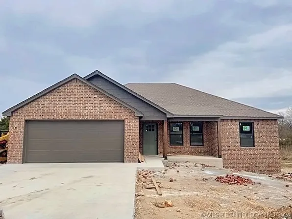 1920 N Sunset Strip, Tahlequah, OK 74464