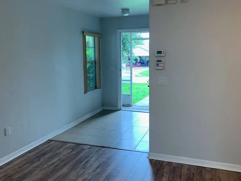 38A Lindsay Dr — Photo 2