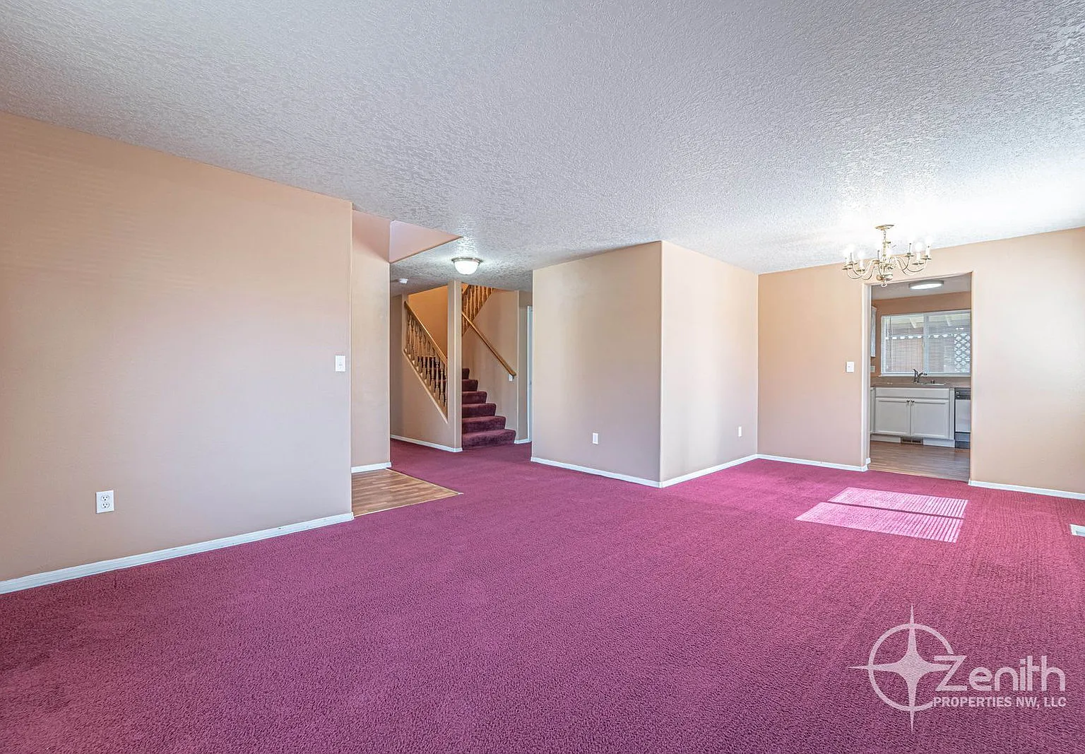 4 bed, 2.5 bath, 2484 sqft, $2,995 — Photo 3