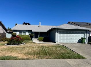 1509 Meadowlark Ln, Petaluma, CA
