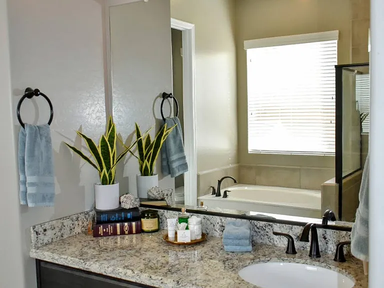 5801 S Fawn Ave — Photo 19