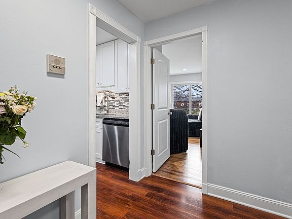 3rd image of 9460 Dee Rd APT 2H