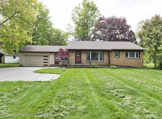 176 E Sherwood Rd, Williamston, MI 48895