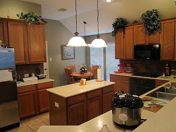 4th image of 1305 Ocean Manor Ln