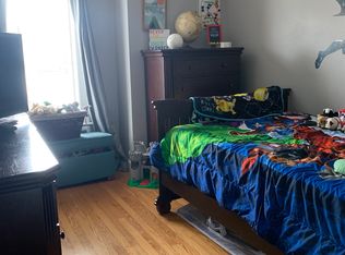 77 Winthrop St, Riverside, RI 02915