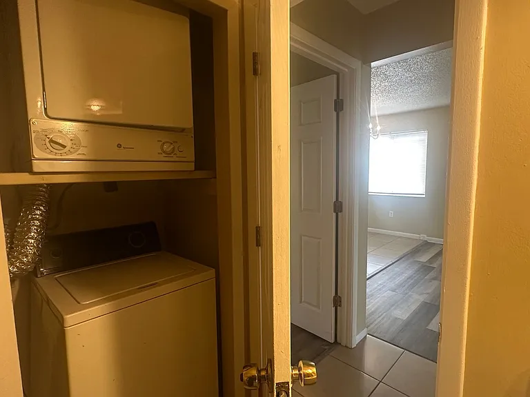 112 Cory Ln — Photo 23