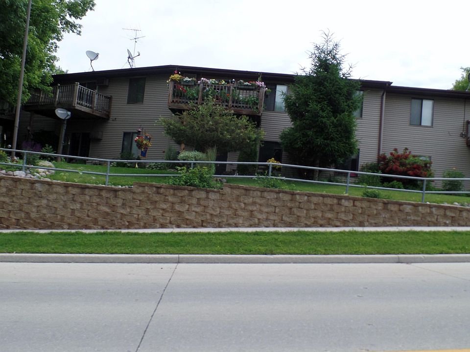 1st image of 3637 N 20th Pl APT 27