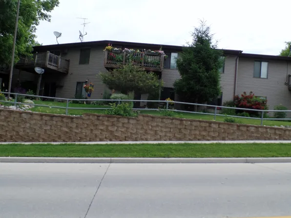 3637 N 20th Pl APT 27, Sheboygan, WI 53083