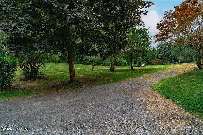 2nd image of 81 Gronczniak Road