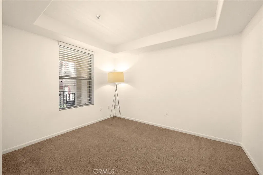 2 bed, 1550 sqft, $3,800 — Photo 4