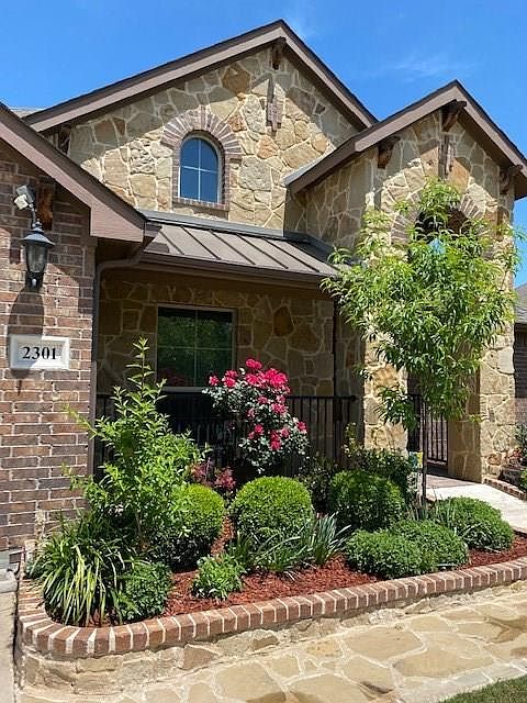 1st image of 2301 Los Olivos Ln