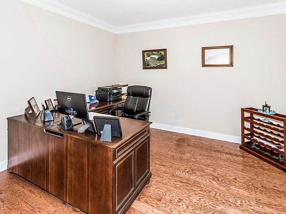 5th image of 2601 Silent Springs Ln