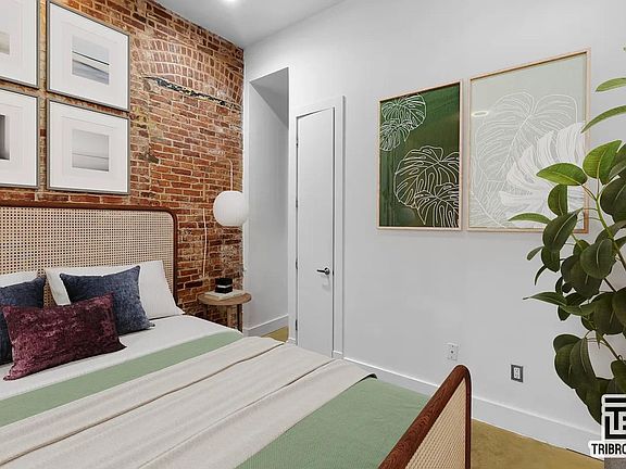 4th image of 735 Lexington Ave #1A