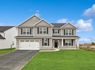 114 Kinloch, Perrysburg, OH 43551