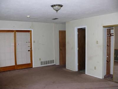 4th image of 518 Saffron Cir