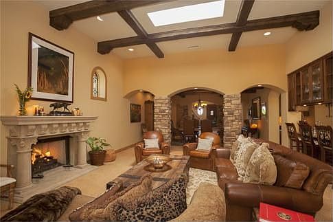 5th image of 314 San Elijo St