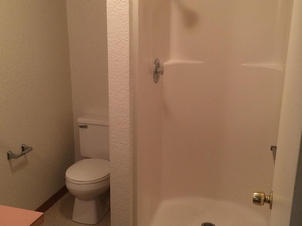 2nd image of 215 E Bennett Ave APT C