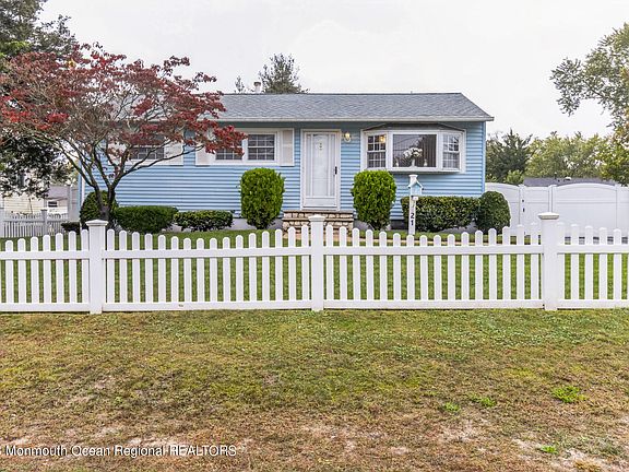 2nd image of 21 Colgate Drive