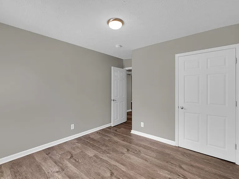 Jacobs Landing Apartments — Photo 20