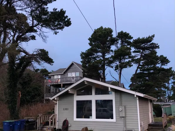 1321 NW 18th St, Lincoln City, OR 97367