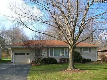 1st image of 64 Hood Dr