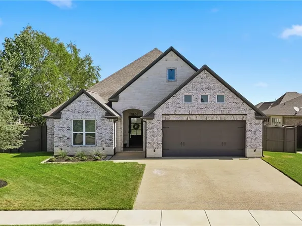 5019 Highline Dr, Bryan, TX 77802